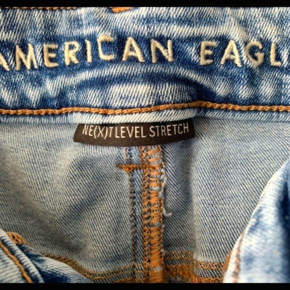 American Eagle Outfitters Light Blue Distressed Skinny Jeans - Picture 4 of 4